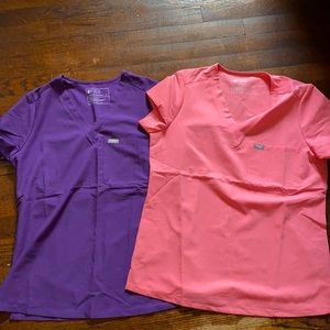 Set of 2 Fig scrub tops